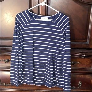 Vineyard Vines Crewneck!